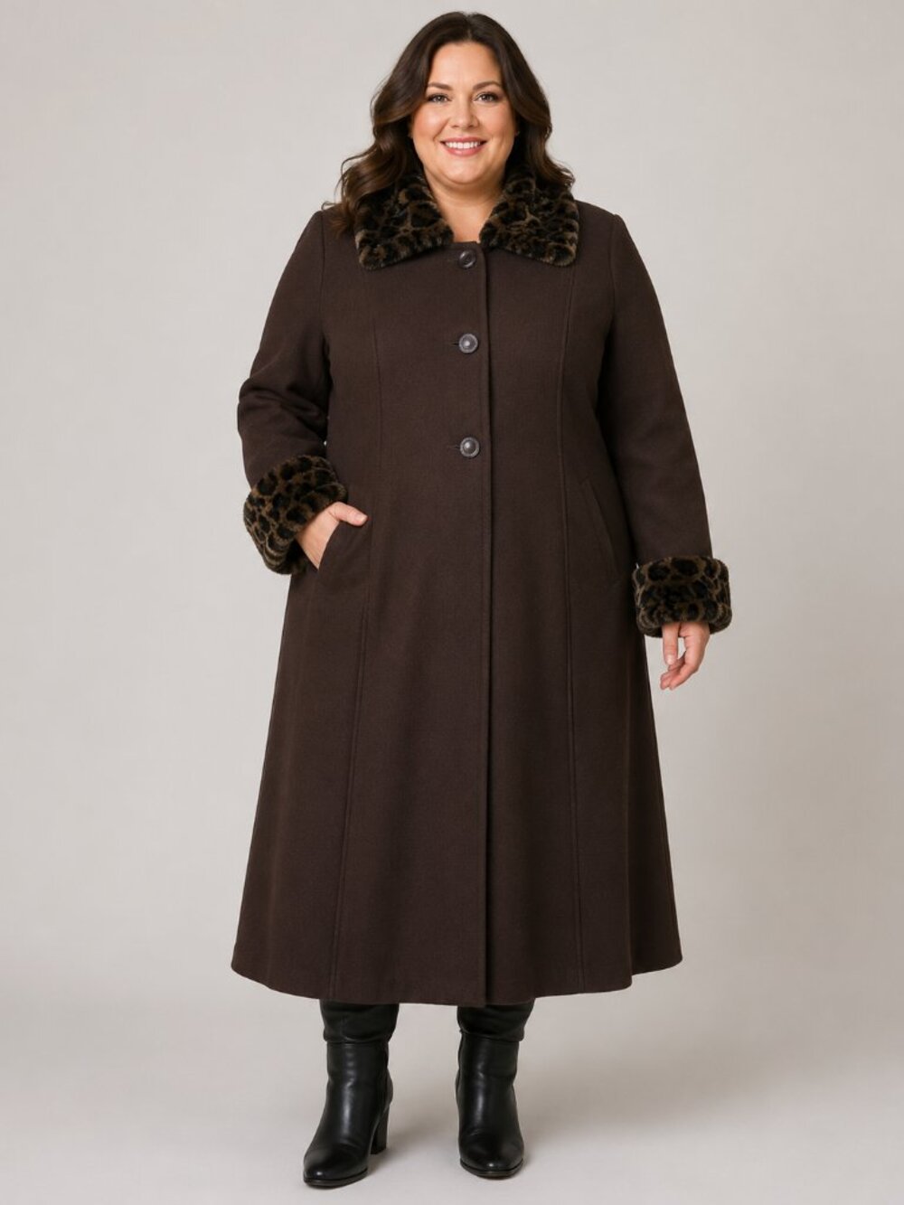 JAD Vintage 100% Wool Women's Coat With Faux Fur Trim